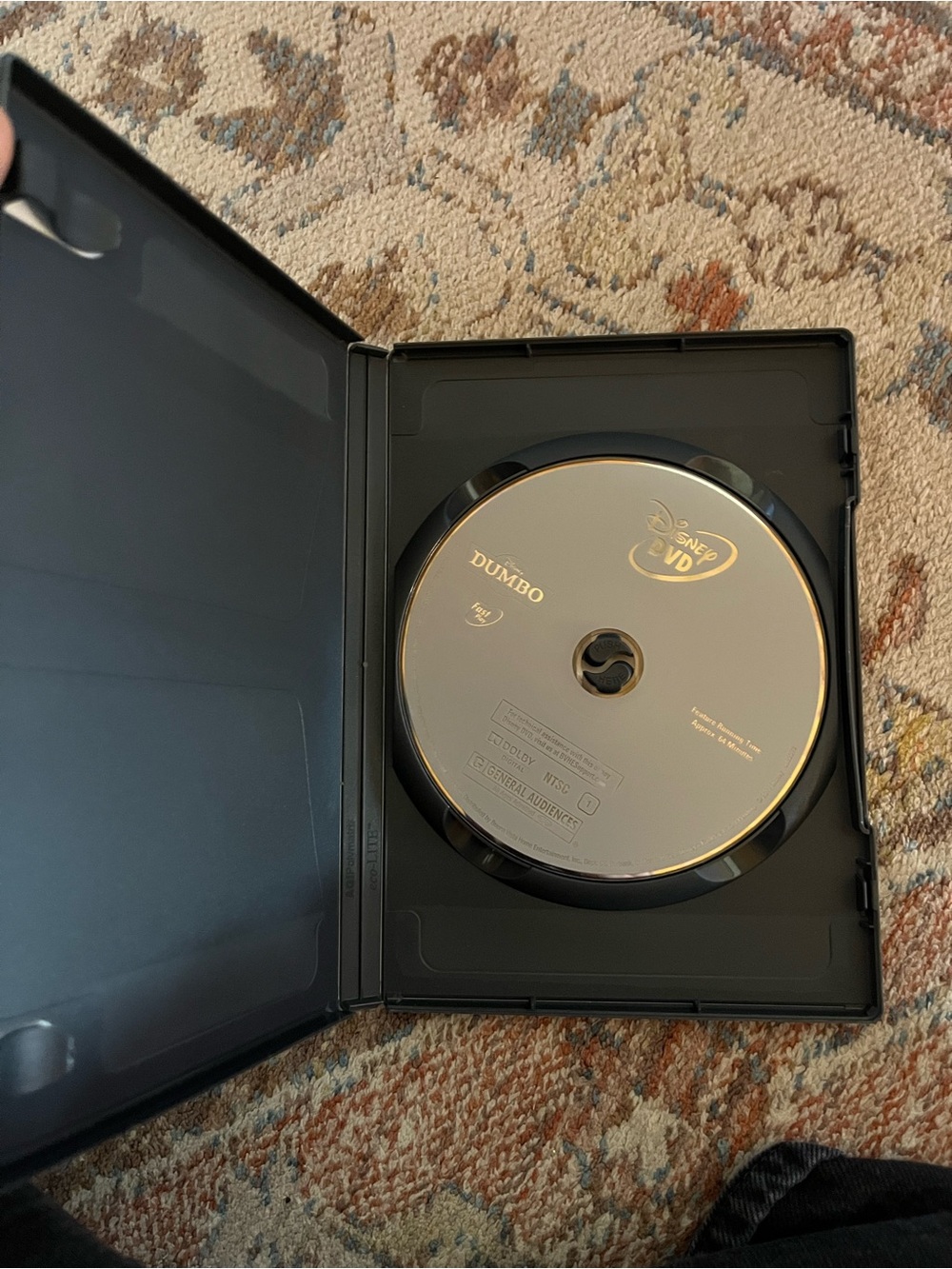 Disney Dumbo DVD - Picture 3 of 3